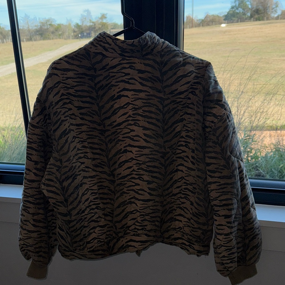 Blank NYC Animal Print Bomber Jacket (small) - Picture 5 of 5